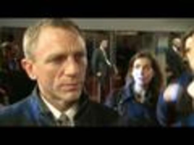 Daniel Craig at Dragon Tattoo UK Premiere PopScreen