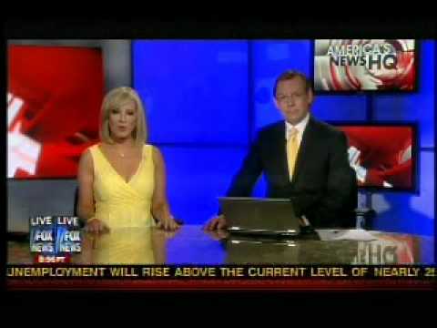  - Ry1LcEtyYUIzSWcx_o_fox-news-jamie-colby-in-yellow-top-cleavage-6-11-12