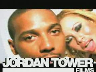 Juelz Santana Feat Skull Gang - You Gotta Give Me Some | PopScreen