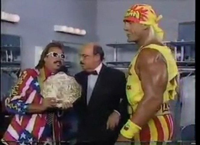 eDliaW5pMTI=_o_dungeon-of-doom-attacks-wcw-heavyweight-champion-hulk-.jpg